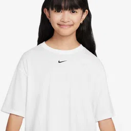 Nike One Relaxed Older Girls Dri-FIT Round Neck T-shirt-picture-33