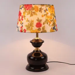 foziq Floral Shade With Metal Base Table Lamp image 3