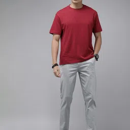 roadster Men Regular Fit Grey Lycra Blend Trousers image 4