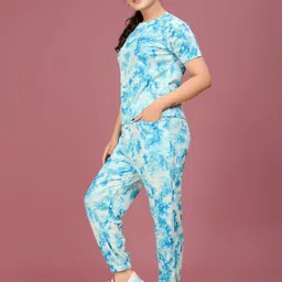sakarmaa Printed Women Track Suit image 4