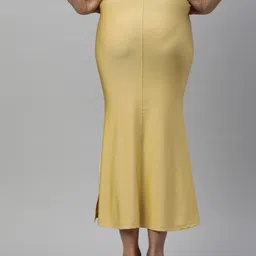 TWIN BIRDS Pack Of 2 Stretchable Shimmer Saree Shapewear image 5