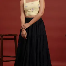 Women Solid Flared Black Skirt-image-4