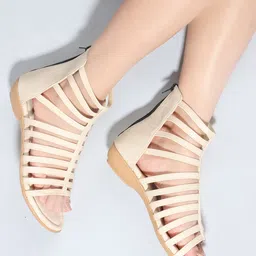 trase Women Flats Sandal image 2