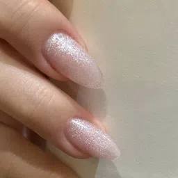 reimichi GLITTERY WHITE Quick Drying Long-lasting No Toxin Nail Colour GLITTERY WHITE image 2