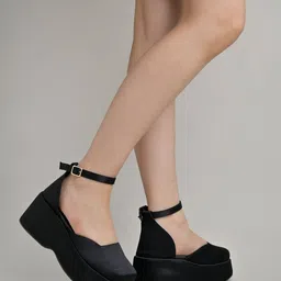 shoetopia Women Wedges Sandal image 2