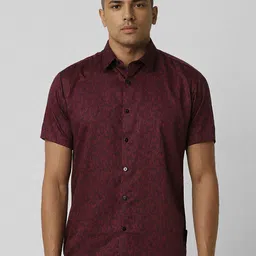 Van Heusen Men Spread Collar Floral Printed Cotton Casual Shirt-picture-39