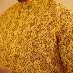 SOJANYA Men Paisley Printed Regular Thread Work Kurta with Churidar image 4