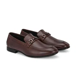 House of Pataudi Men Lightweight With Soft Cushion Loafers image 2