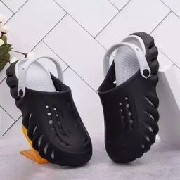PENNEN Men Clogs-picture-42