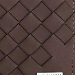 WildHorn Men Leather Two Fold Wallet image 4