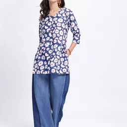 Anouk Rustic Floral Printed V-Neck Kurti image 4