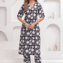 Chaukas Women Floral Printed Regular Pure Cotton Kurta with Palazzos image 1