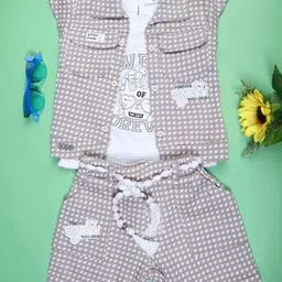 V-Mart Girls Printed T-shirt with Shorts-image-61