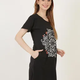 DDASPRATION Women Abstract Printed Round Neck Cotton Oversized T-shirt image 4