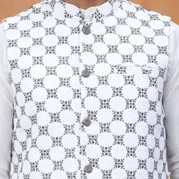 Jompers Men Regular Kurta with Pyjamas image 5