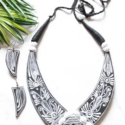 a local tribe A Local TribeWomen Black Necklace and Chains-picture-37