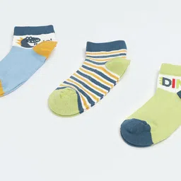 max Pack of 3 Boys Patterned Ankle-Length Socks image 3