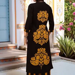 SZN Ethnic Motifs Printed Mandarin Collar Straight Kurta With Palazzos image 4