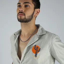 NEVER NEUD Men Relaxed Opaque Striped Casual Shirt image 2