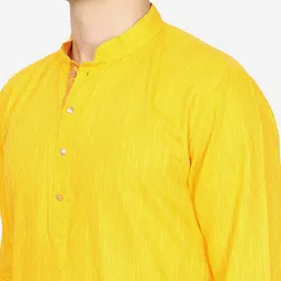 THE KURTA COMPANY Men Thread Work Kurta image 2