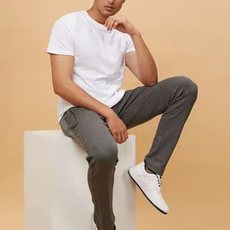 beevee Men Mid-Rise Regular Fit Track pant image 4