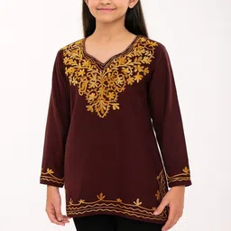 BlueWears Floral Embroidered V-Neck Thread Work Thread Work Kurti image 4