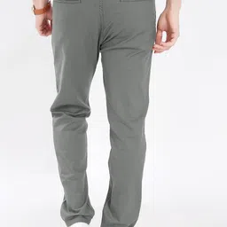 DIVISIVE Men Solid Relaxed Fit Mid-Rise Regular Trousers image 2
