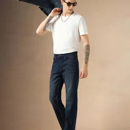 Dennis Lingo Men Relaxed Fit Highly Distressed Light Fade Jeans image 4