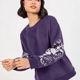 Styli Floral Printed Round Neck Pullover Sweatshirt-image-62