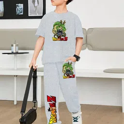 LOCAVESTIR Boys Printed T-shirt With Joggers-picture-13