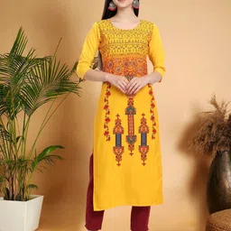 7Threads Women Ethnic Motifs Printed Thread Work Floral Crepe Kurta image 3