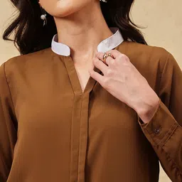 Molly & Michel Mandarin Collar Top image 3