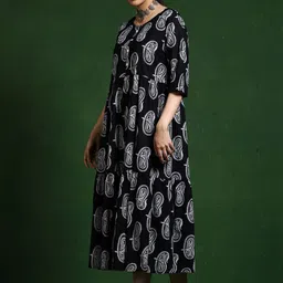 Jaipur Kurti Paisley Printed Pure Cotton A-Line Midi Dress image 5