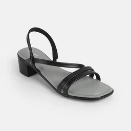 Mochi Women Block Heel Sandals image 3