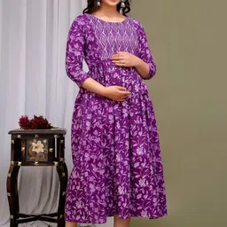 FASHION SWAG Floral Printed Gotta Patti Pure Cotton Maternity Gotta Patti Anarkali Kurti image 3