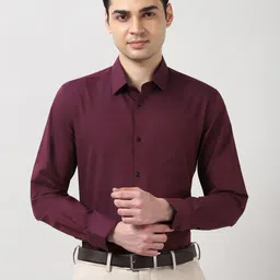 Peter England Men Slim Fit Textured Spread Collar Formal Shirt-picture-14