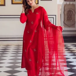 DIVASTRI Women Ethnic Motifs Embroidered Regular Thread Work Kurta with Trousers & With Dupatta image 4