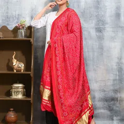 swatika Women Bandhani Printed Zari Dupatta image 4