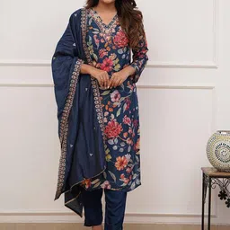 CHANDALIYO Women Floral Printed Silk Kurta with Trousers & Dupatta image 2
