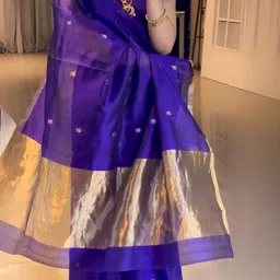 clotheva Linen Blend Saree image 3