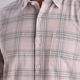 BS BLUE SQUAD Men Slim Fit Opaque Checked Casual Shirt image 2