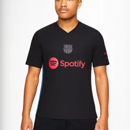 dostitch Men Barcelona Printed V-Neck Dri-FIT T-shirt-picture-10