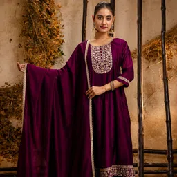 VredeVogel Zari Embellished Round Neck Anarkali Kurta With Trouser And Dupatta image 3