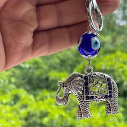 BLUE BEADS Evil Eye Keychain image 3