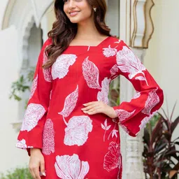 SHREELATA Floral Print Cotton Top image 3