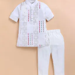 LITTLE COLLARS Boys Embroidered Regular Kurta With Pyjama-image-36