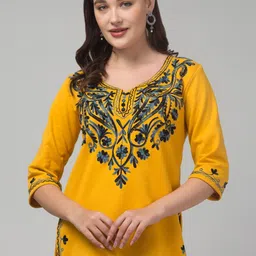 CROWN KING Women Ethnic Motifs Embroidered V-Neck Kurti-image-37