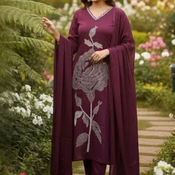 Ruaati Women Floral Embroidered Regular Thread Work Pure Cotton Kurta with Trousers & With Dupatta image 3