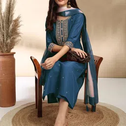 2ni8 lifestyle Floral Embroidered Round Neck Thread Work Kurta With Trousers & Dupatta-picture-56