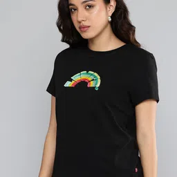 Levis Self Design Pure Cotton T-Shirt image 4